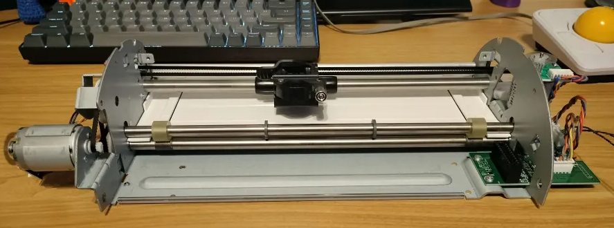 The guts that make a Cricut Mini work